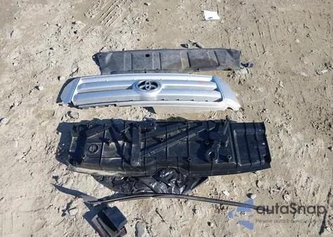 2004 Toyota Highlander Limited V6 from USA, damaged, VIN JTEDP21A240031171